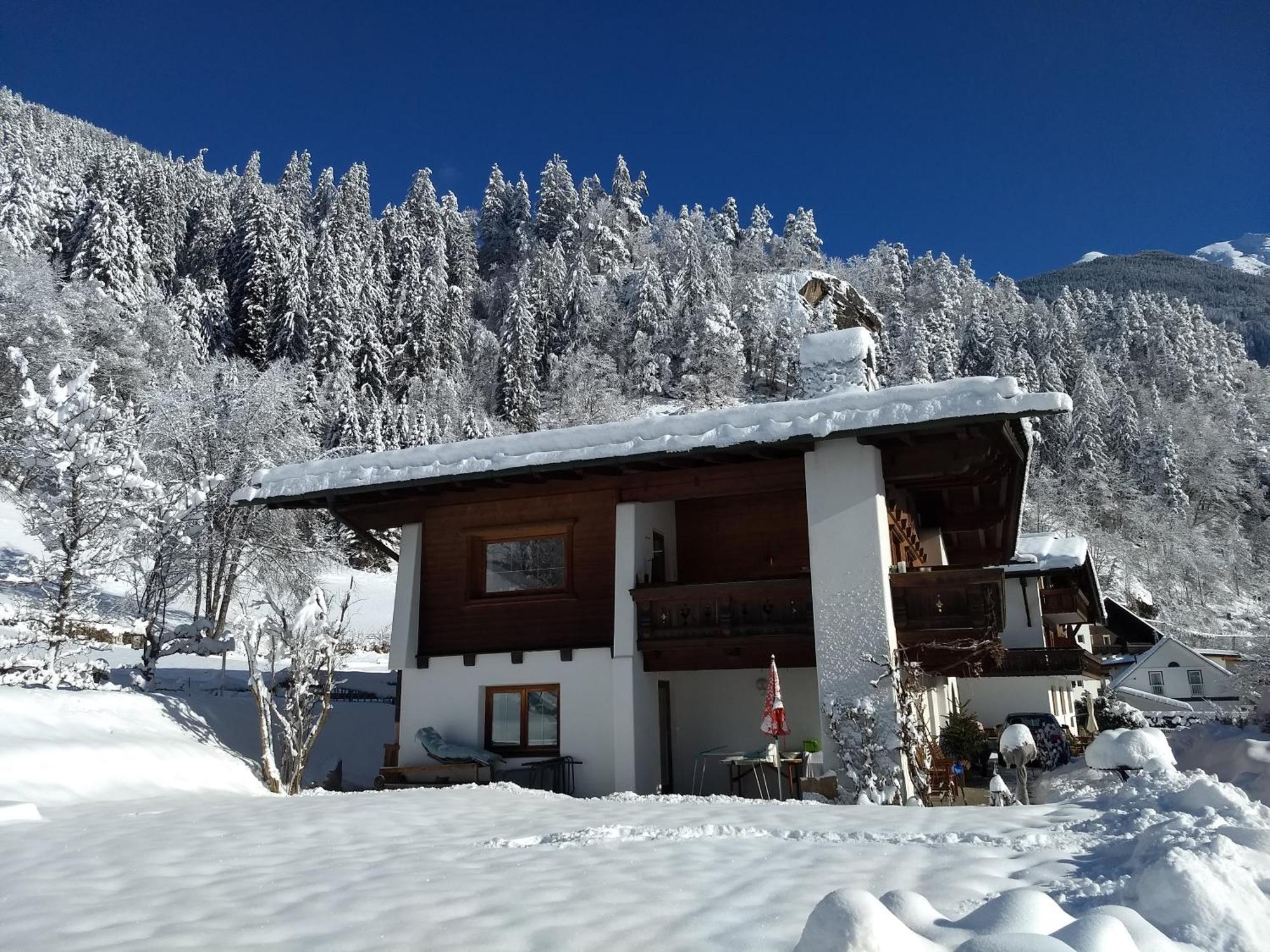 Ferienwohnung Haus Elfi Fiegl Oetz Exterior foto