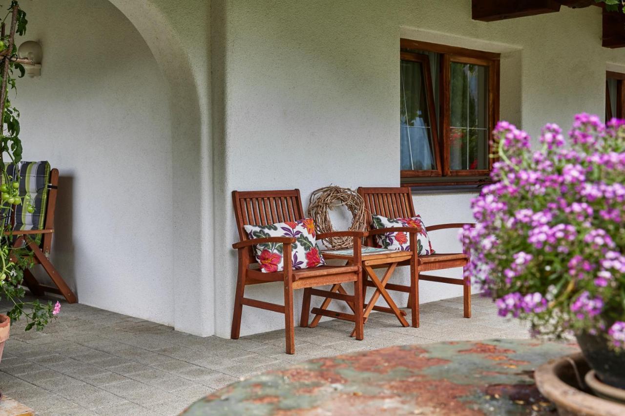 Ferienwohnung Haus Elfi Fiegl Oetz Exterior foto